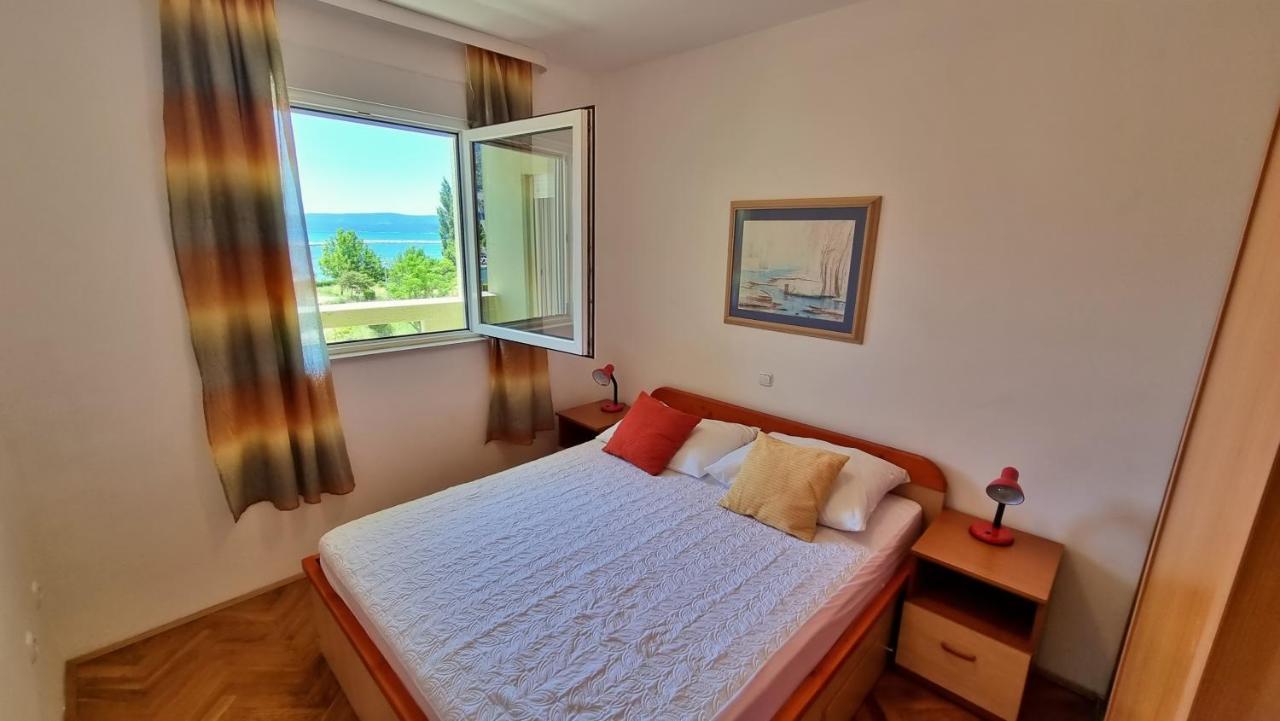 Apartment Cesarica Omiš Exterior foto